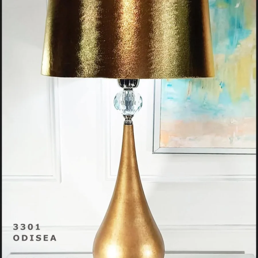 LAMPARA MESA DORADA CON CRISTAL