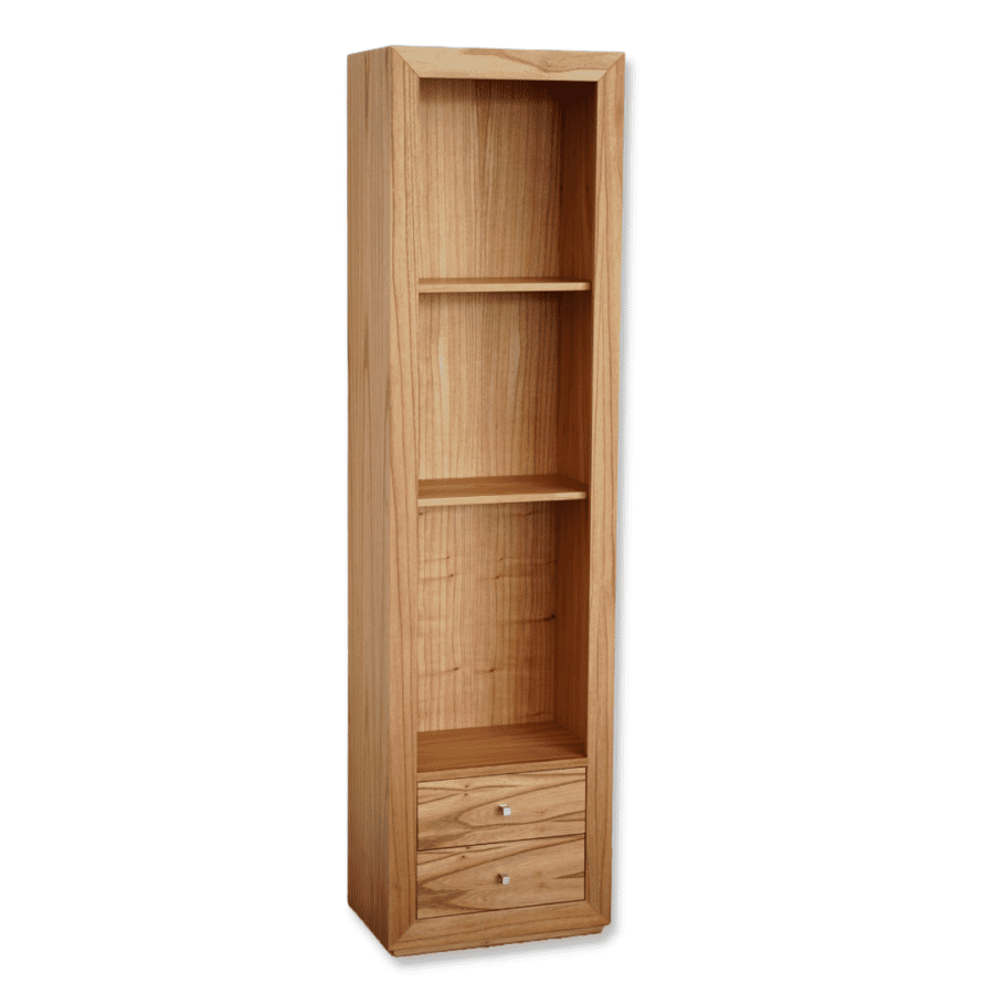 Joven con Cajón