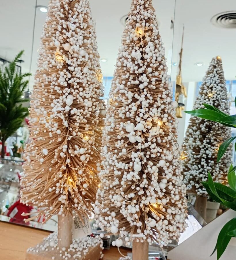 ARBOL CON LUZ LED 48CM